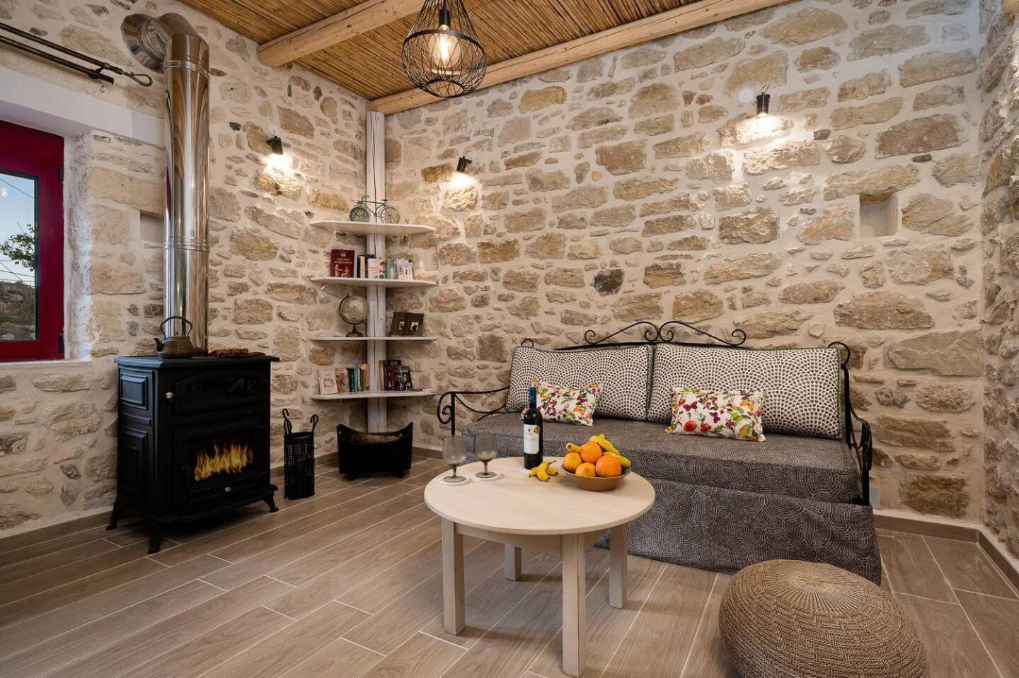 Physis Country House Near Matala Beach & Faistos Kouses Εξωτερικό φωτογραφία